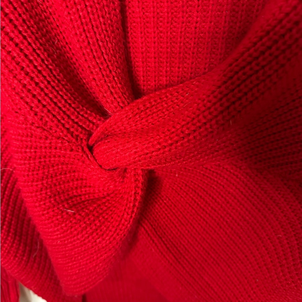 Cherry Red Reversible Knotted Off the Shoulder‎ Women's Knit Sweater Size M - Picture 4 of 4